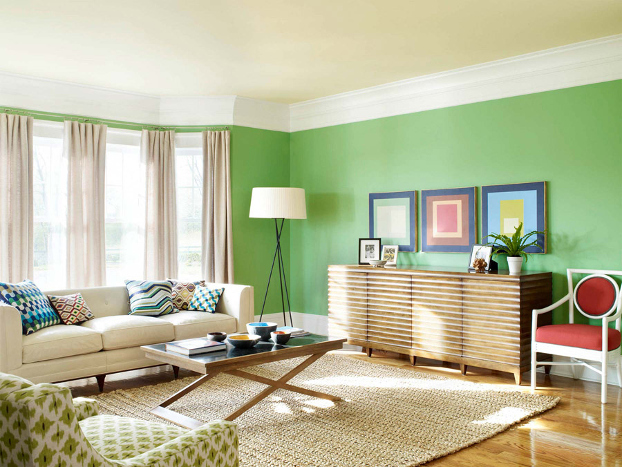 Зеленый цвет в интерьере гостиной